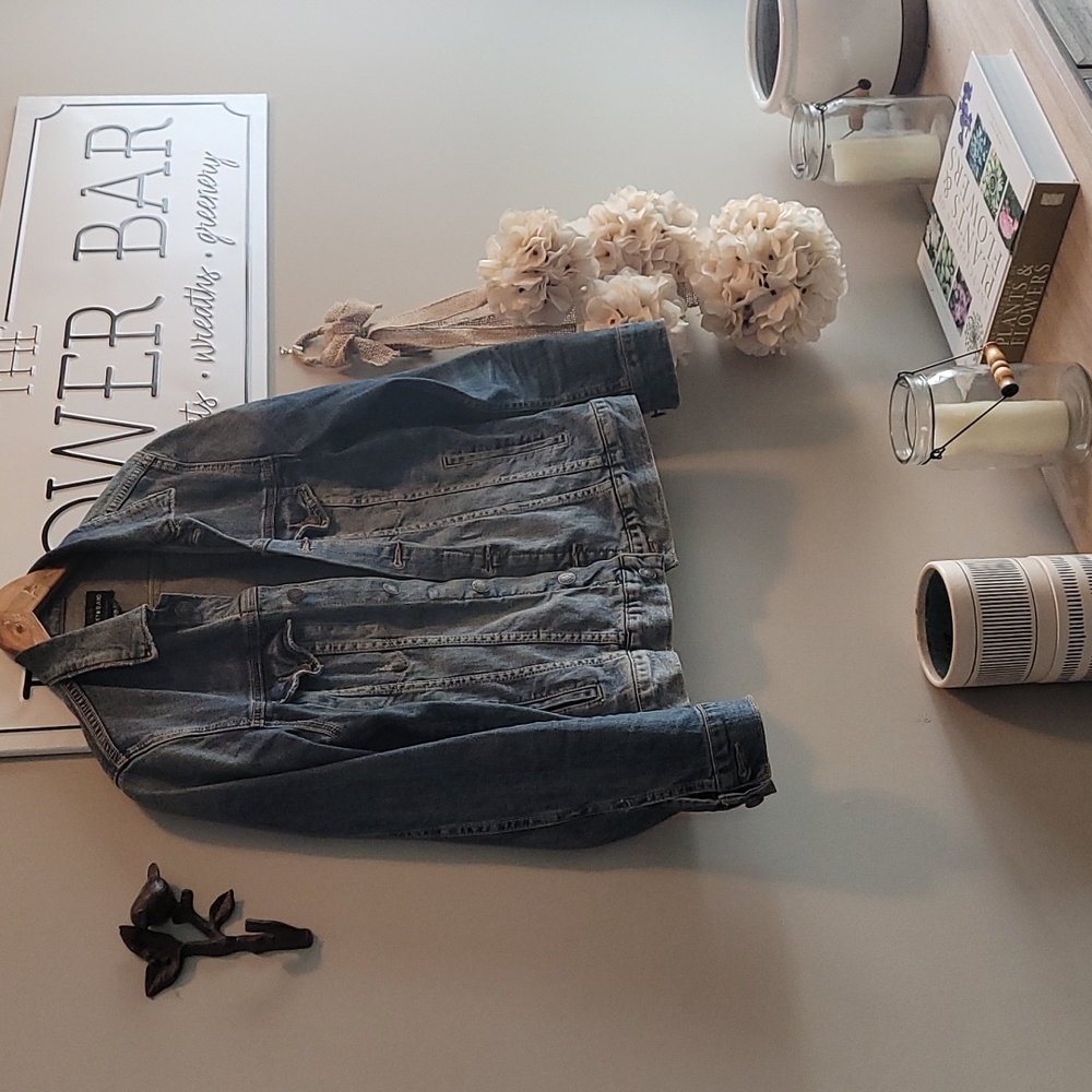 Lucky Brand women's denim jacket